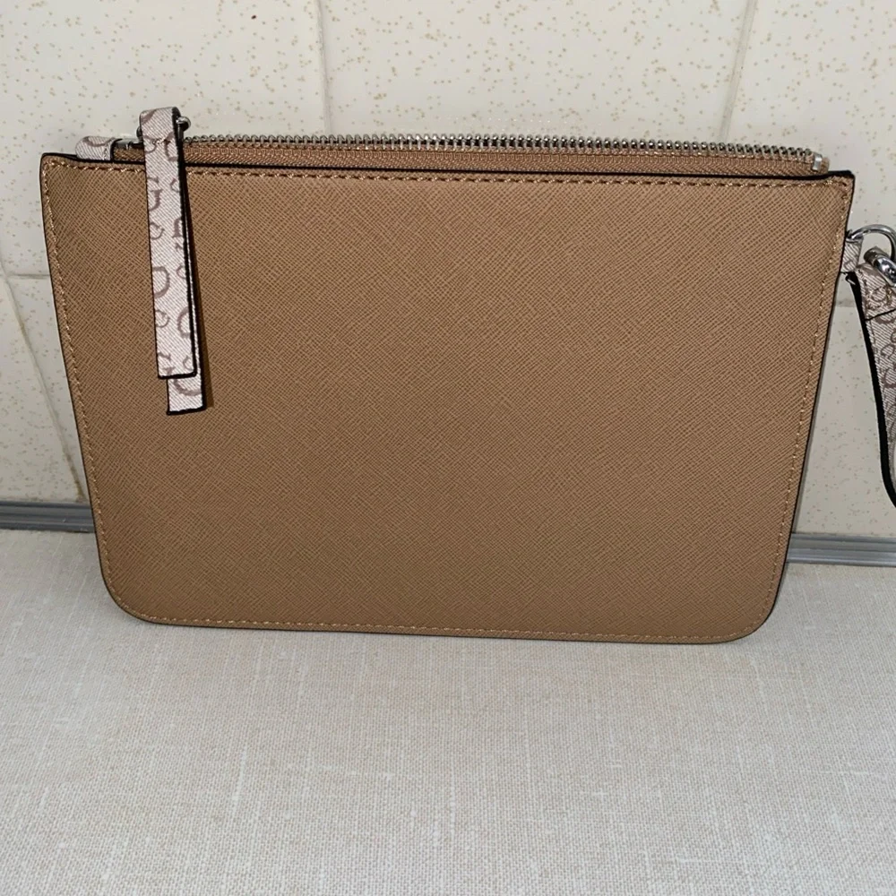 Guess‎ Tan Wristlet Bag